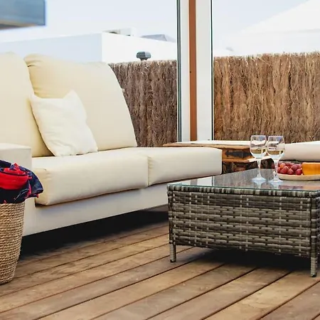 Villa Cavendish With Sea Views And Heatable Pool Close To Flamingo Beach *