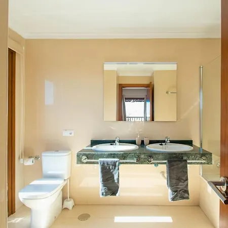 Cavendish With Sea Views And Heatable Pool Close To Flamingo Beach *