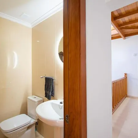Villa Cavendish With Sea Views And Heatable Pool Close To Flamingo Beach Playa Blanca (Lanzarote)