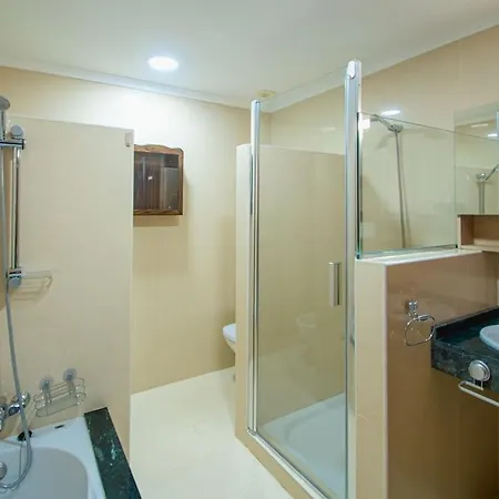 Cavendish With Sea Views And Heatable Pool Close To Flamingo Beach *