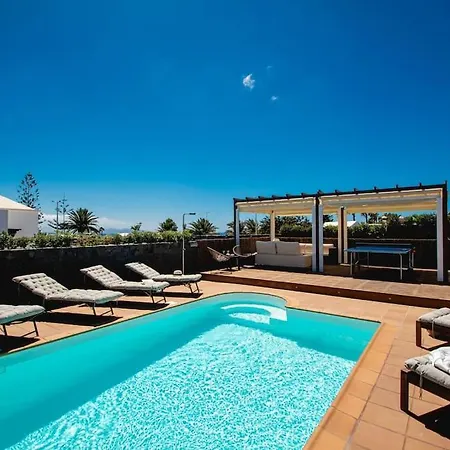 Cavendish With Sea Views And Heatable Pool Close To Flamingo Beach Villa Playa Blanca (Lanzarote)