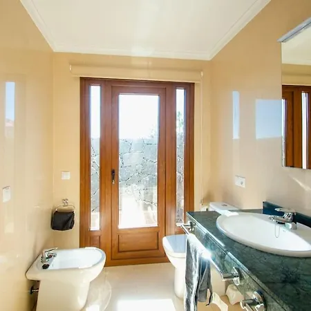 Cavendish With Sea Views And Heatable Pool Close To Flamingo Beach Villa