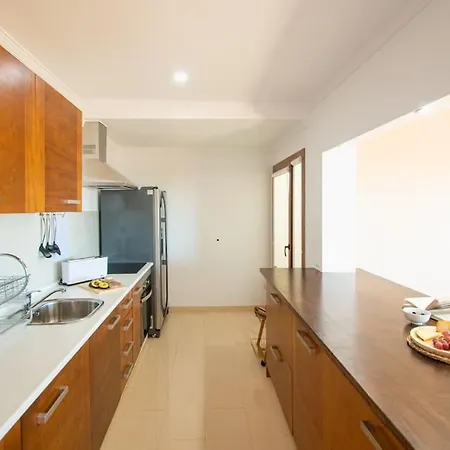 Cavendish With Sea Views And Heatable Pool Close To Flamingo Beach